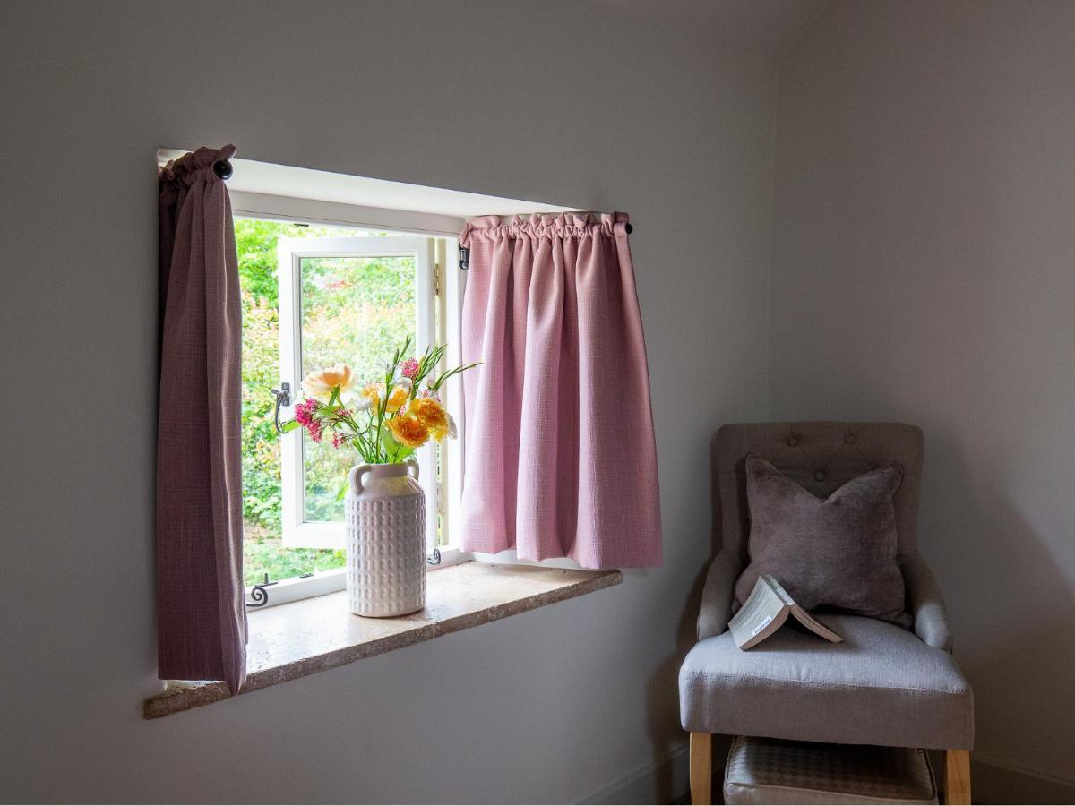 Climbing Rose Cottage - Dog Friendly - Peaceful Cotswold Cottage Adlestrop Exteriér fotografie