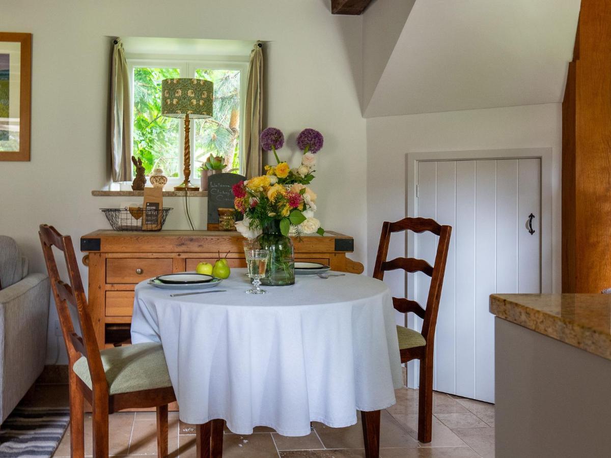 Climbing Rose Cottage - Dog Friendly - Peaceful Cotswold Cottage Adlestrop Exteriér fotografie
